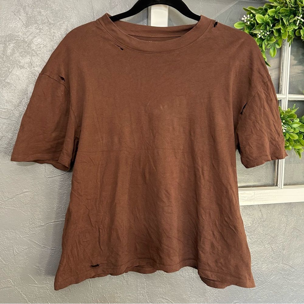 Abercrombie & Fitch Casual Brown cropped t-shirt distressed Women's Top small